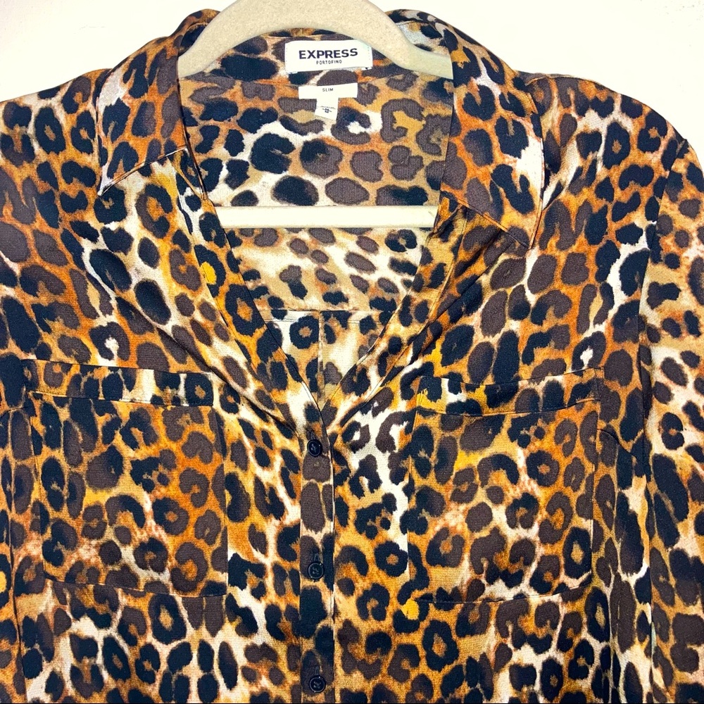 Leopard print top